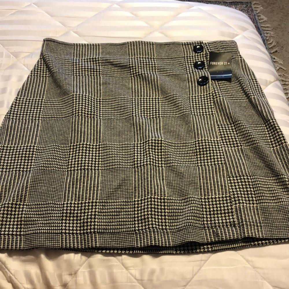 Houndstooth Print Mini Skirt